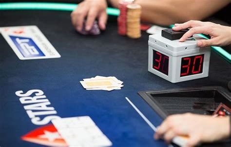 poker table etiquette|Poker etiquette: what you need to know.